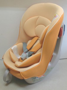 チャイルドシート　コッコロS UX　アプリコット