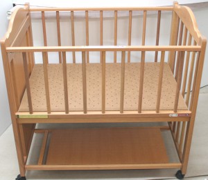 サワベビーE型スクエア(ミニベッド）　澤田工業製