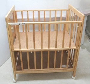 ミニ立ちベッドPOOH　スケッチブック　カトージ