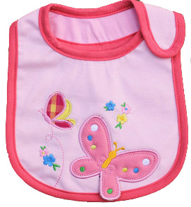 蝶々のピンクのスタイ