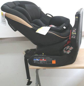 ゼウスターン ラグジュアZW　ゴールドブラック