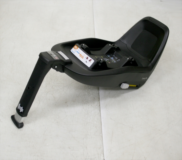 マキシコシ 2wayfix isofix 固定ベース-