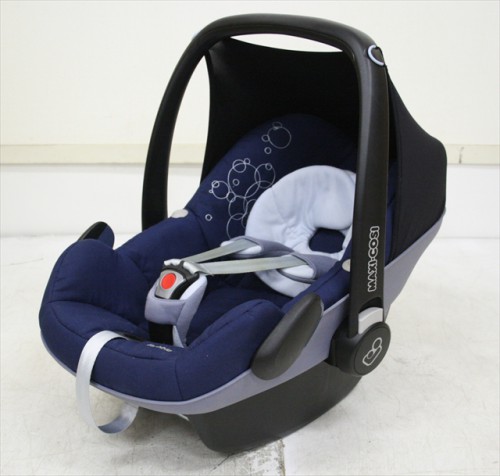 マキシコシ ぺブル ブルー