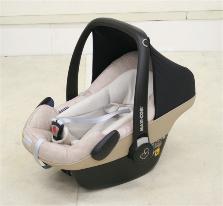 マキシコシ チャイルドシート ペブルプラス サンド アダプタ付き ISOFIX-