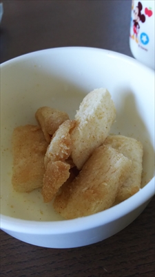 ちびちび怪獣の離乳食