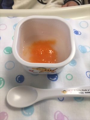 こうちゃん、ごはんの時間だよー♪