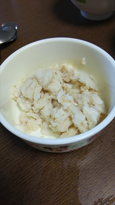 ちびちび怪獣の離乳食