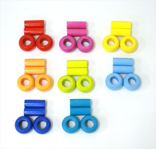 商品No.212　にじいろリング　ペグ遊び