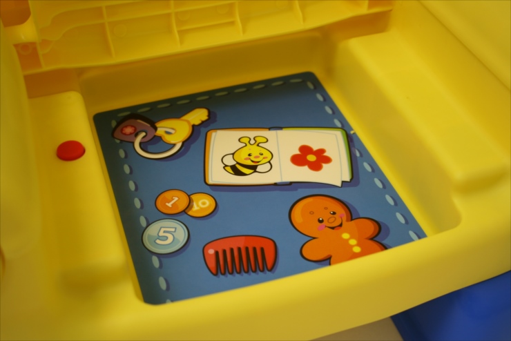 商品No.123　スマートステージ・バイリンガル・チェア