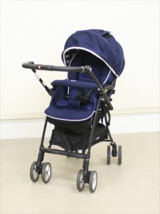 ラクーナ ビッテ ソファークッション ネイビー 