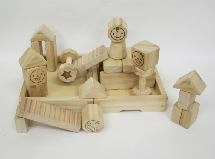 商品No.062 はじめてのつみき キリコロ 24ピースセット