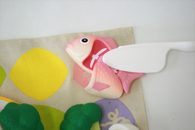 商品No.319 やわらかいおままごと サクッ!とおしょくじセット