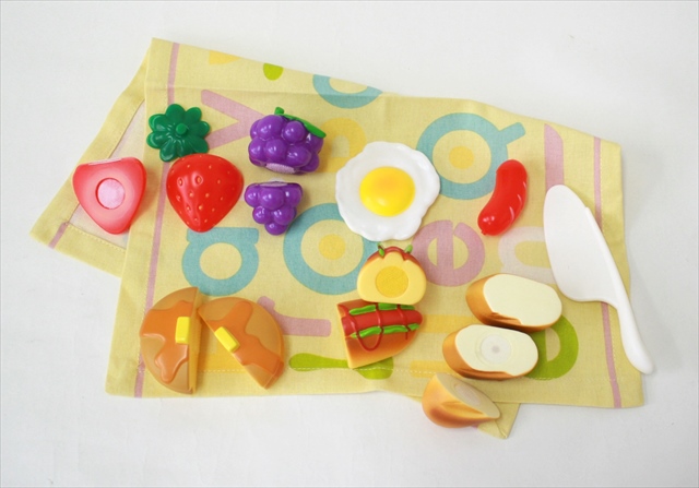 商品No.318　やわらかいおままごと　サクッ！とモーニングセット