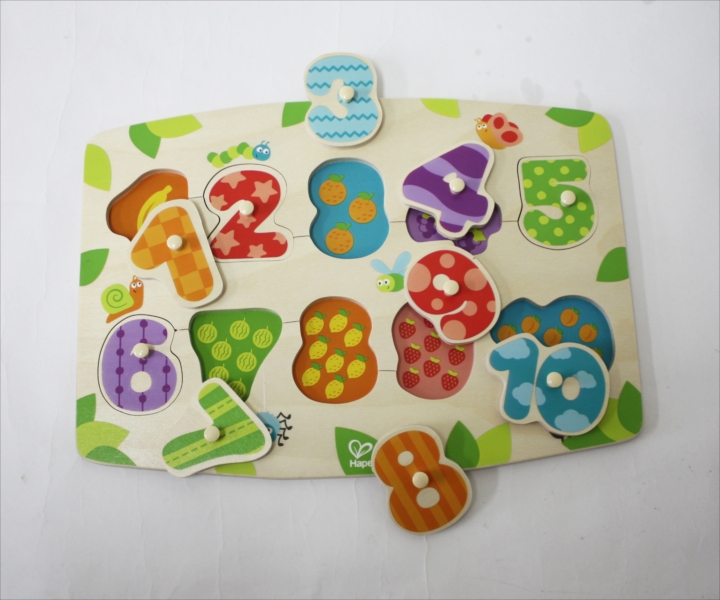 商品No.385 数字のペグパズル E1404A