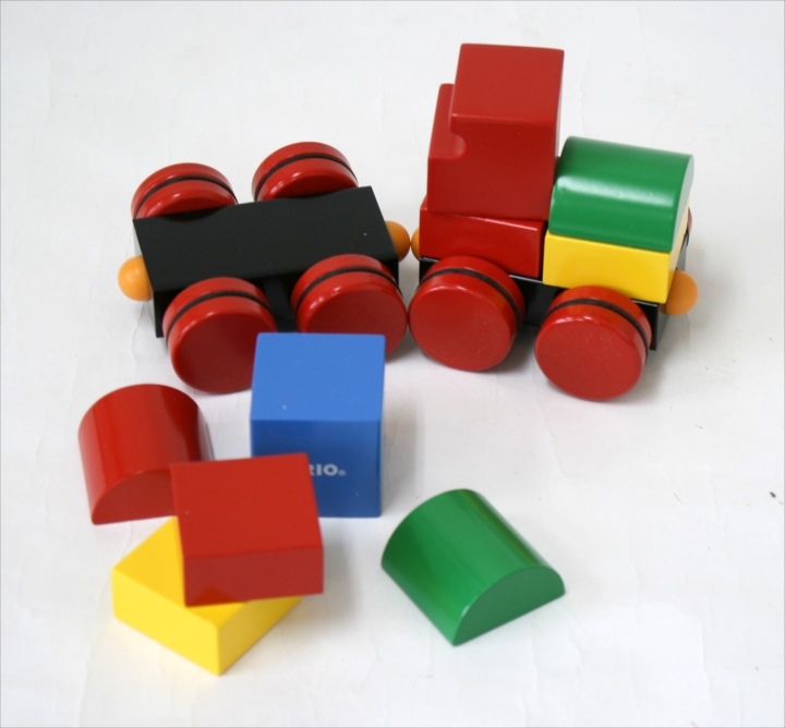 商品No.614 マグネット式スタッキングトレイン