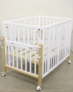 パタンⅡ 折りたたみミニベビーベッド ホワイト