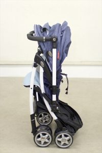 ラクーナ ビッテ ツヴァイテブルー