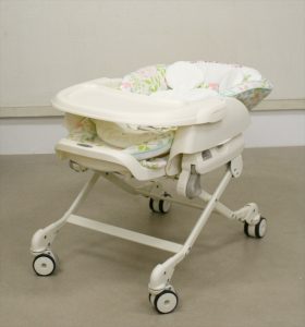 ベビーステーション ミッキーマウス ホワイトグラス