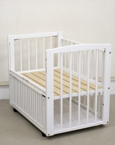 添い寝ミニベッド L型プチベリー　ホワイト