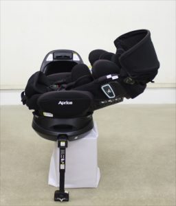 フラディア グロウ ISOFIX 360° セーフティ ブラックシェール