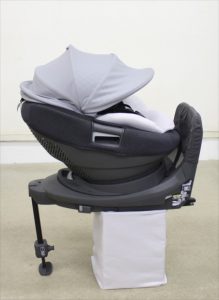 THE S ISOFIX エッグショック ZA-670 グレー