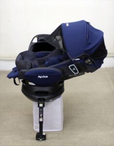 フラディア グロウ ISOFIX 360°セーフティー プレミアム AB ネイビーミッドナイト