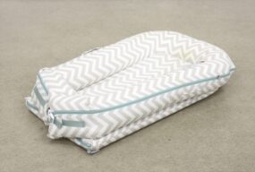 ドッカトット デラックス DockATot Deluxe+ Silver Lining