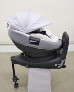 THE S ISOFIX エッグショック ZA-670 ライトグレー