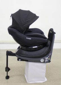 クルムーヴ アドバンス ISOFIX エッグショック JP-590 チャコールグレー CG