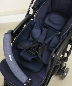 ラクーナ クッション フリー ネイビー