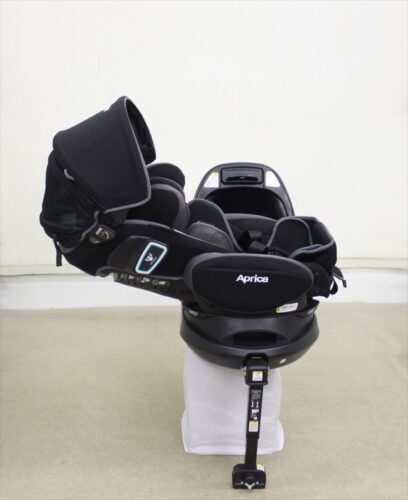 フラディア グロウ ISOFIX 360°セーフティー AB ブラックロードスター