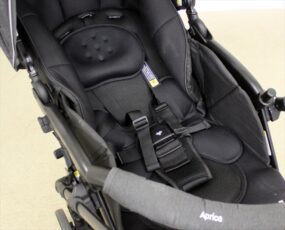 ラクーナ クッション AE グレー