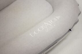 ドッカトット デラックス DockATot Deluxe+ Cloud Gray