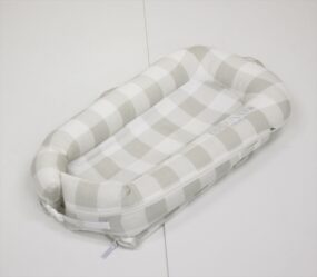 ドッカトット デラックス DockATot Deluxe+ Natural Buffalo
