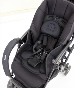 ラクーナ クッション フリー AC ブラック